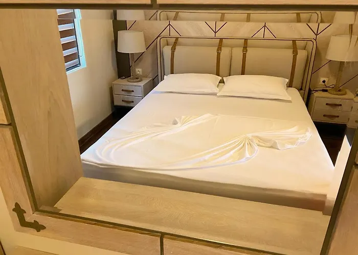 Camping Gradina Forest *